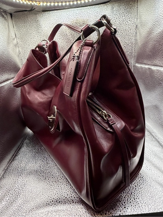 Coach Handbags - Coach Carlyle Elegant Burgundy Leather Shoulder Bag